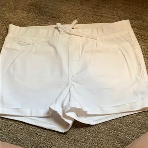 L.E.I White Tie string Shorts